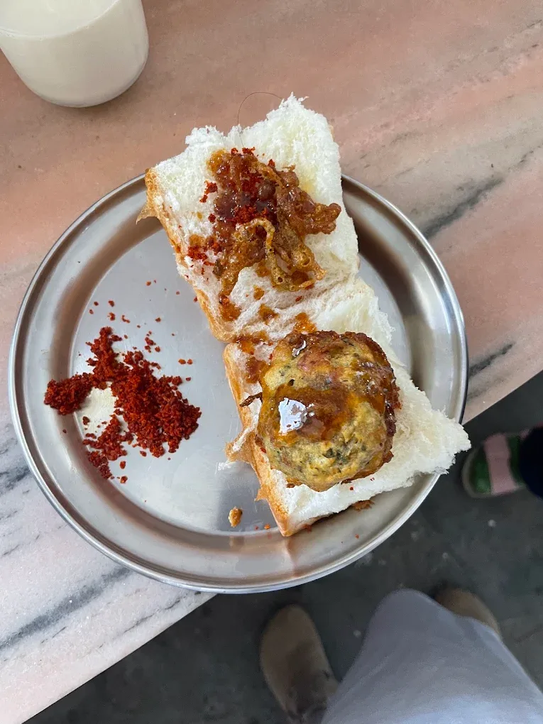 Bengali cooking experience in East Indian cooking class Rishikesh