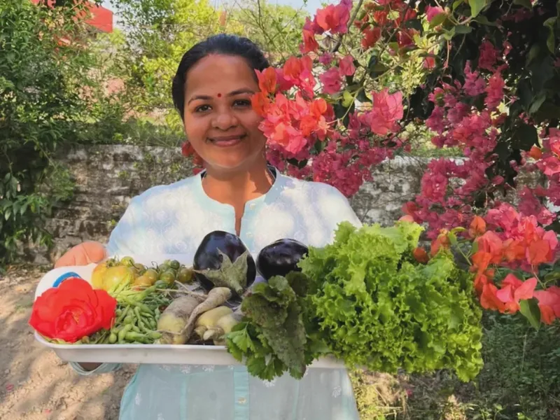 Tourists enjoying a cooking class at Rishikesh Cooking